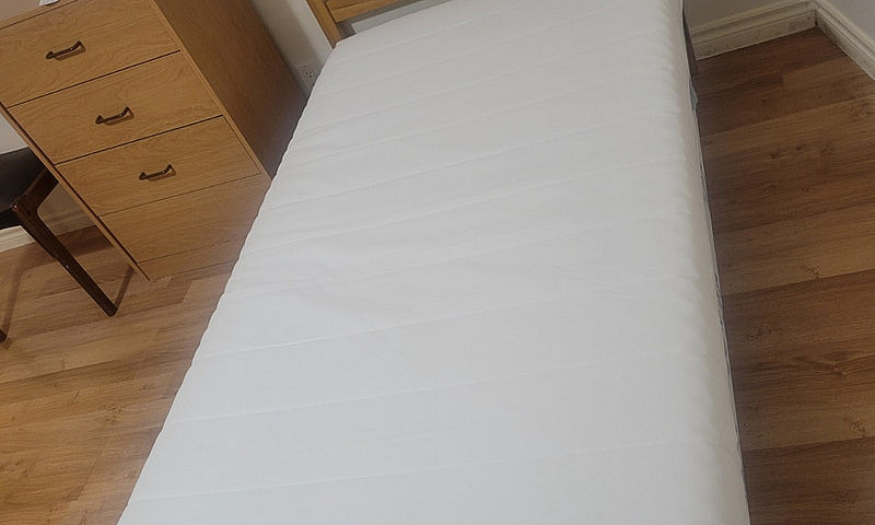 Private 1 Bedroom Ba...