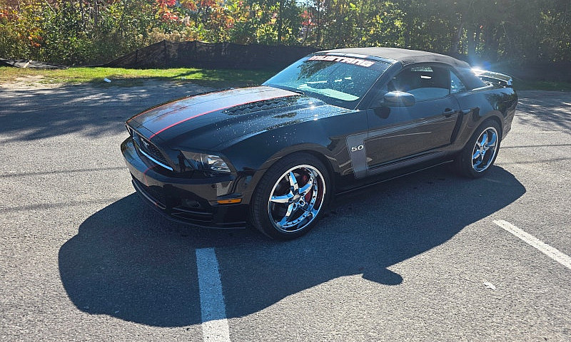 2013 Ford Mustang Gt...