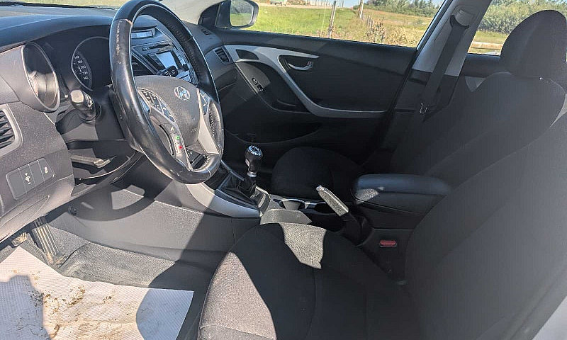 2016 Hyundai Elantra...