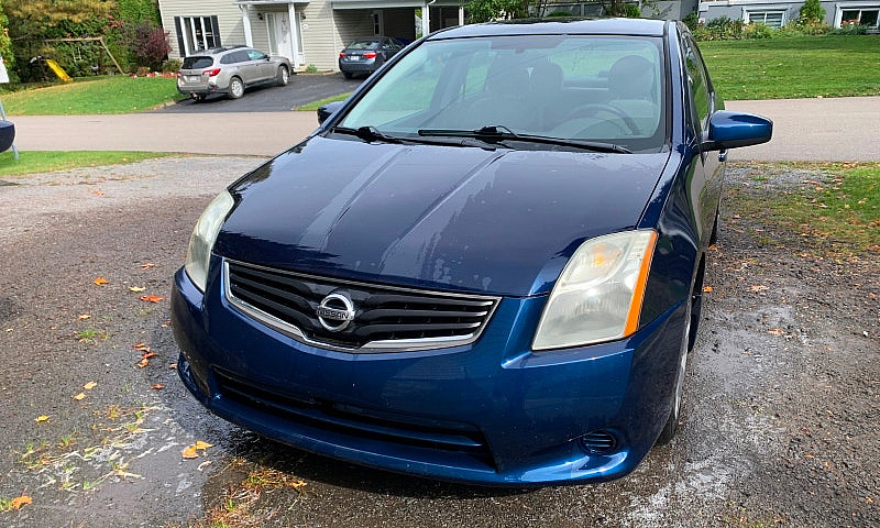Nissan Sentra 2010 A...