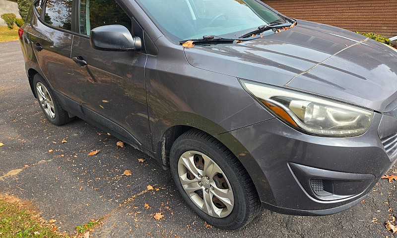 2014 Hyundai Tucson...