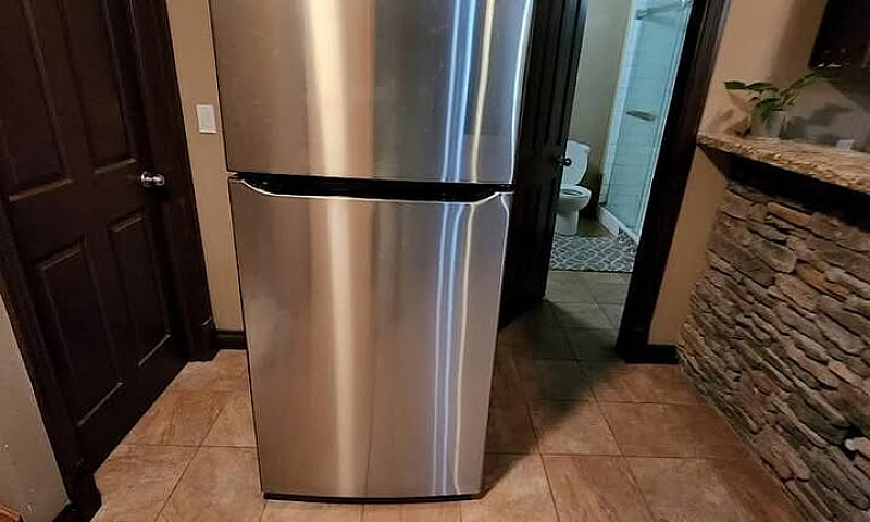 Furnished 1Br Walkou...