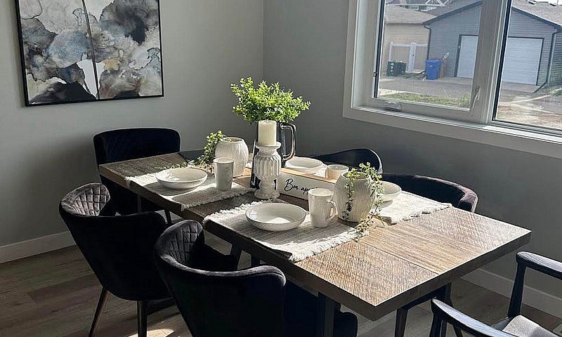 3 Beds 2.5 Baths Hou...