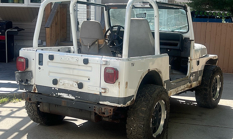 1994 Jeep Wrangler Y...