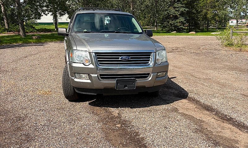 2008 Ford Explorer X...
