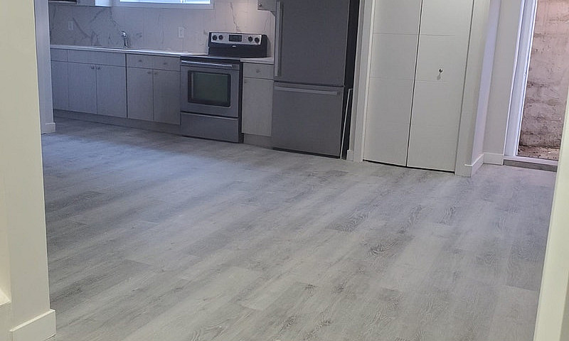 Spacious 2 Bed, 2 Fu...