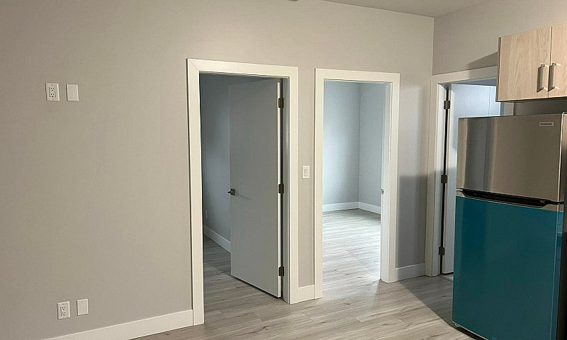 2-Bedroom Suite For ...