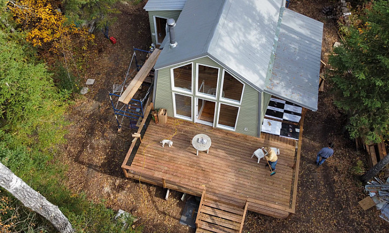 Lakefront Cottage Fo...