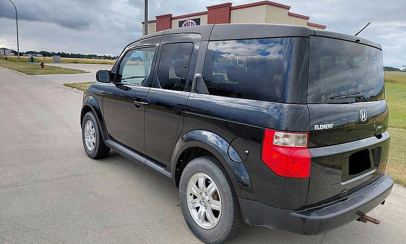 2006 Honda Element...