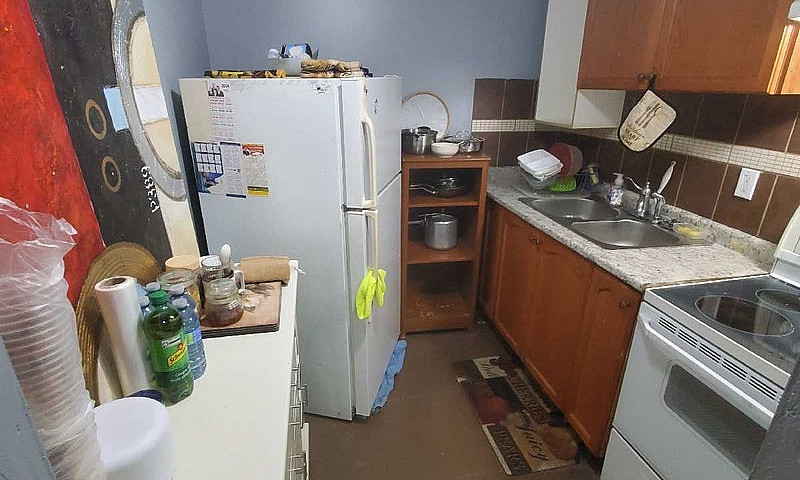 2 Bedroom Basement A...
