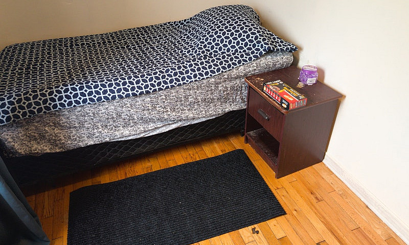 Room For Rent Oshawa...