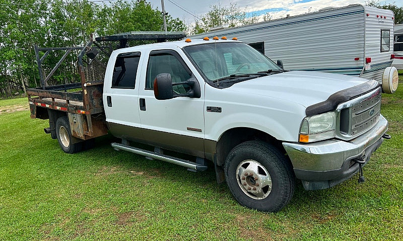 2004 Ford F350 Super...