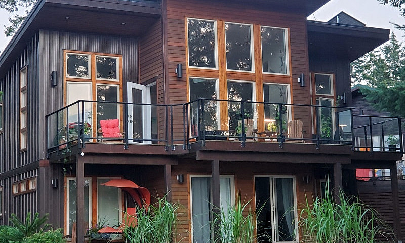 Semi-Oceanfront Home...