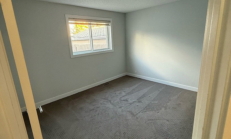 5-Bedroom House For ...