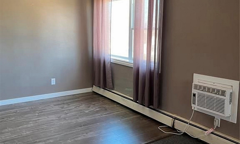 Two Bedroom Suite Av...
