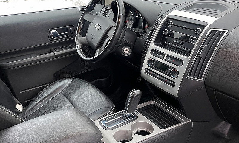 2010 Ford Edge...