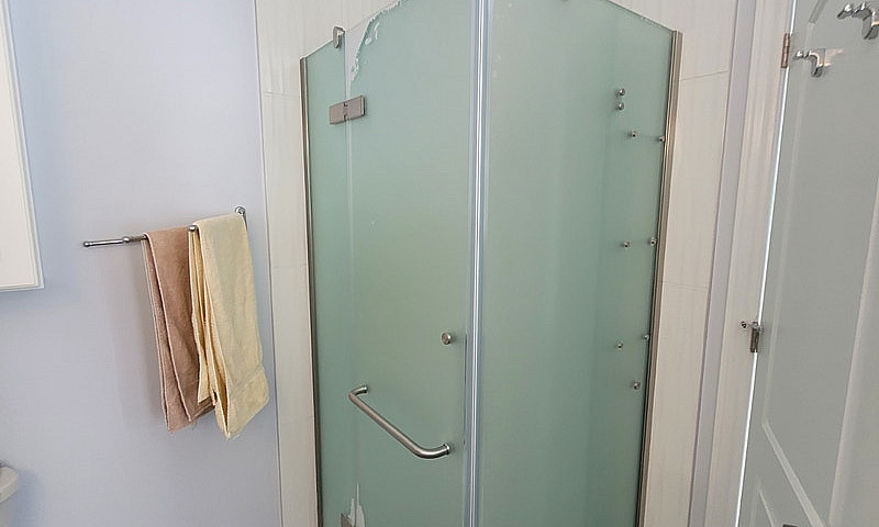 2 Bedroom Apartment ...