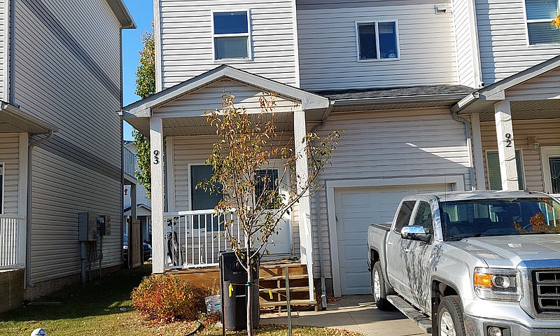 3 Bed 2.5 Bath Townh...