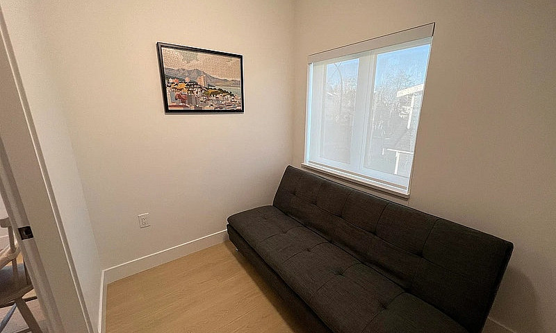 1 Bed 1 Bath House F...