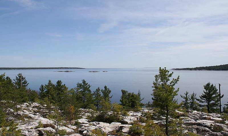 Waterfront Acreage G...