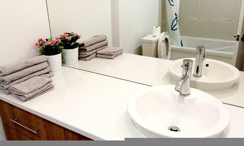3-1/2 Spacious Condo...