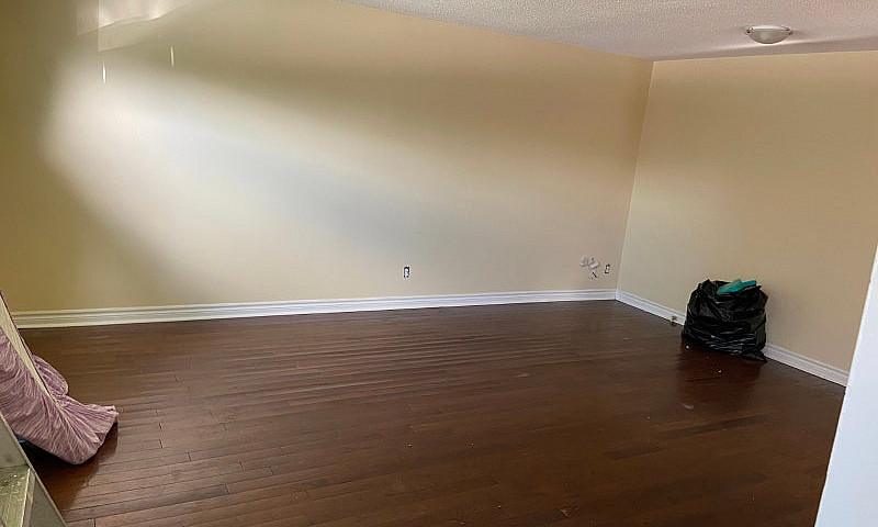 Room For Rent...
