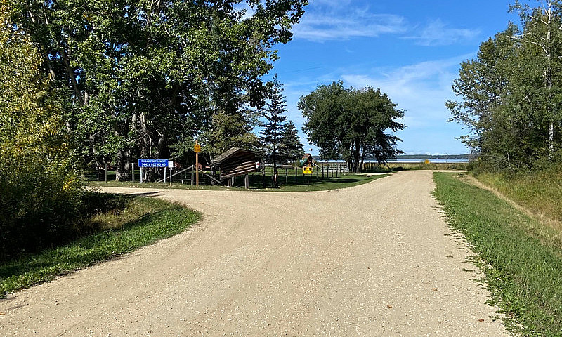 Alberta Beach Raw La...