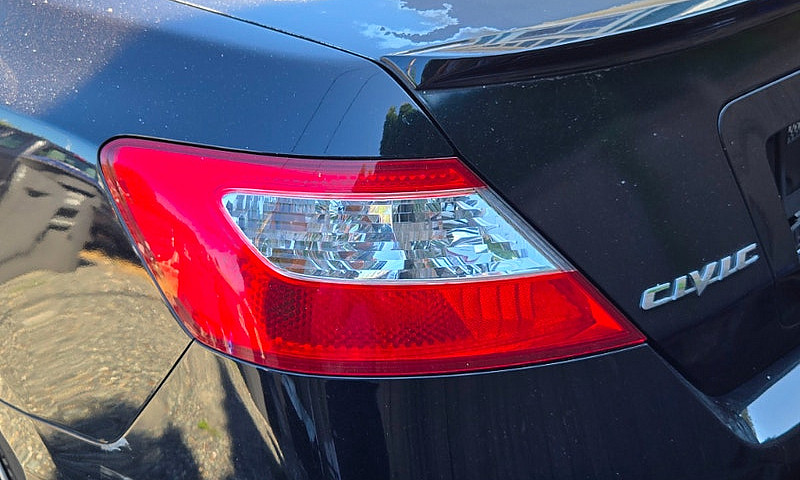 2-Door Honda Civic 2...