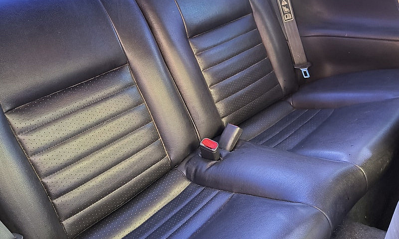 2001 Mustang Gt V8...