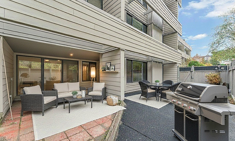 White Rock 2 Bed 2 B...