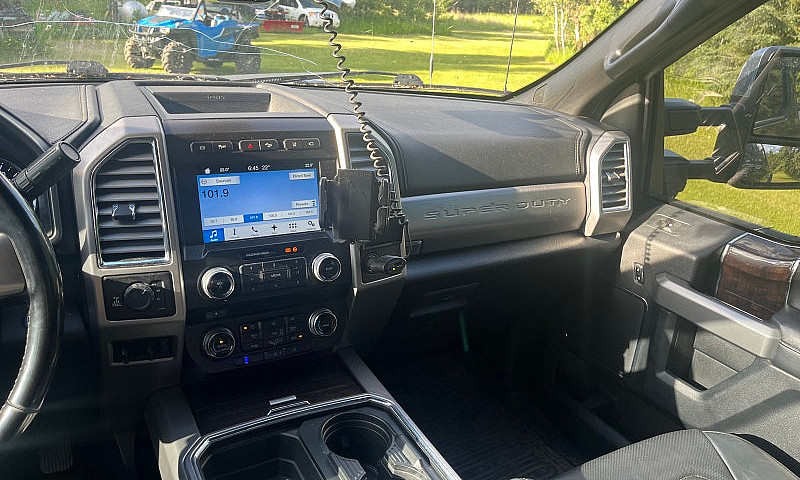 2017 F350 Platinum 6...