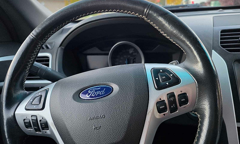 Ford Explorer Sport ...