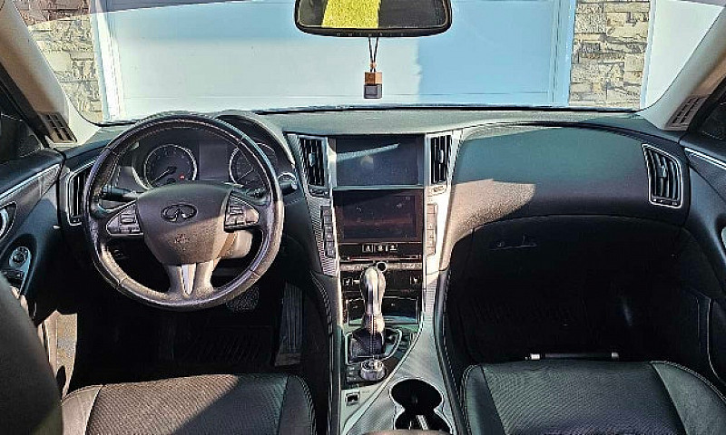 2014 Infiniti Q50...