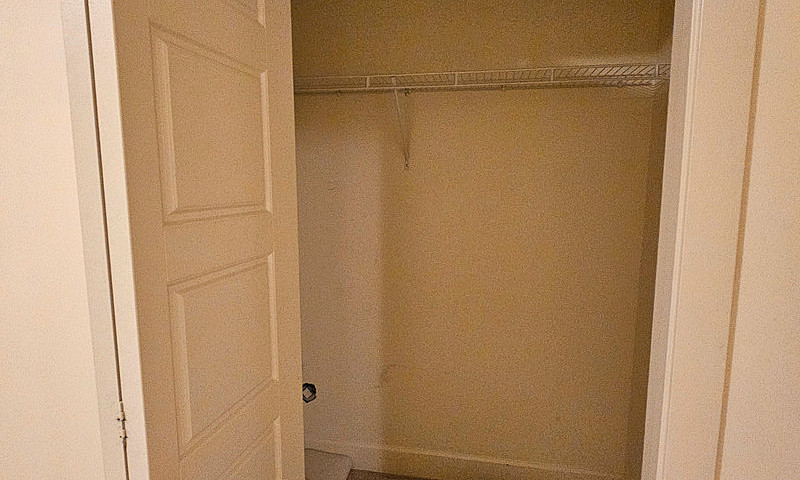 2 Bedroom Basement S...