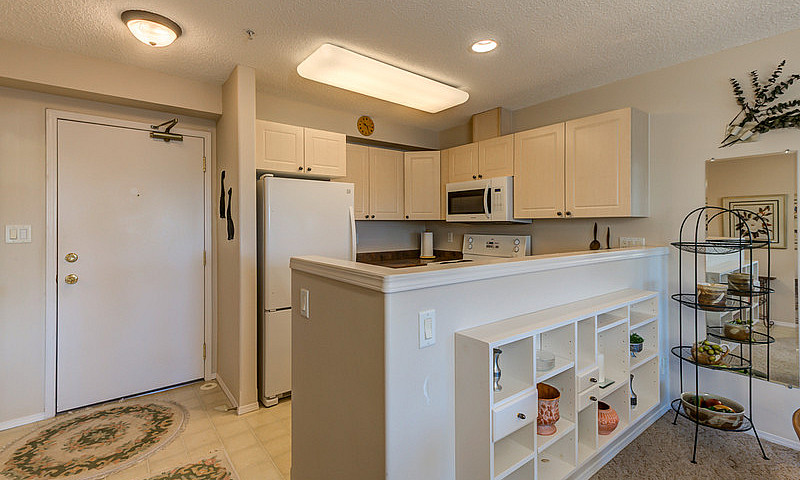 Comfortable 2-Bed W/...