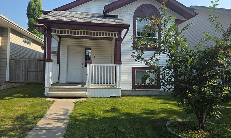 Pet Friendly - 3 Bed...