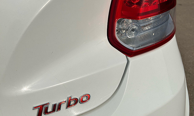 2015 Hyundai Veloste...