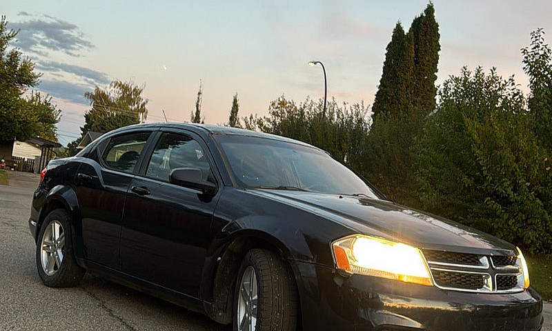 Dodge Avenger 2011...