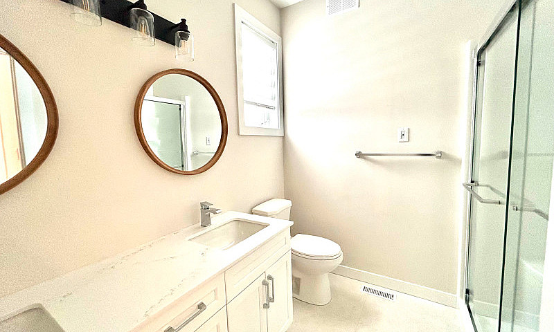 New 5 Bed 3 Baths Fu...