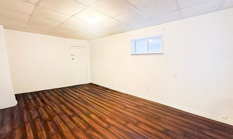 2 Beds 1 Bath At St....