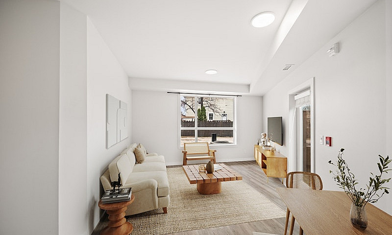 2 Bedroom Apartment!...