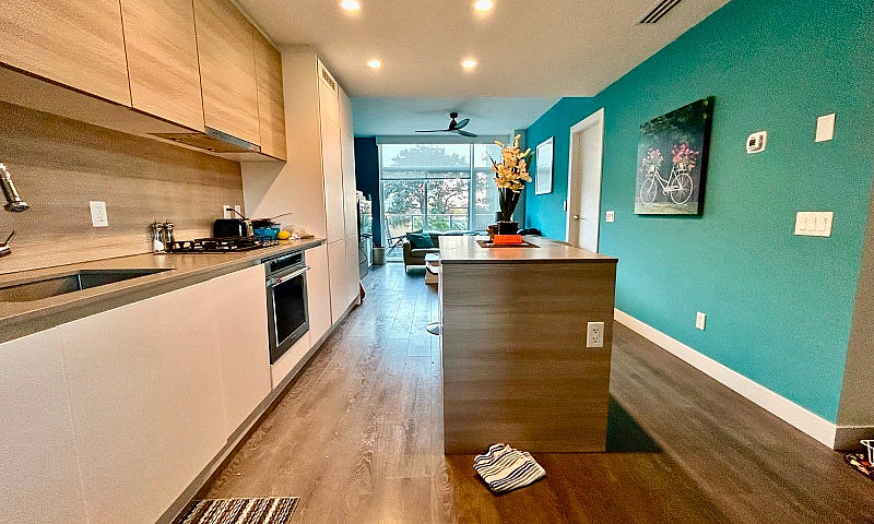 Modern One Bedroom C...