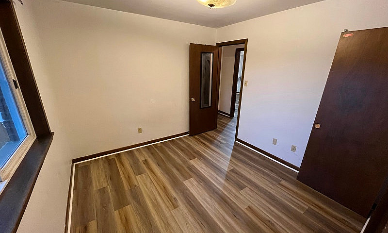 3 Bedroom 2 Washroom...
