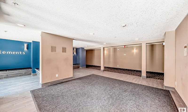 Condo For Sale In Wi...