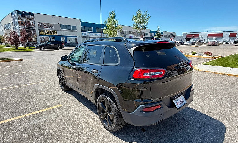 2018 Jeep Cherokee S...
