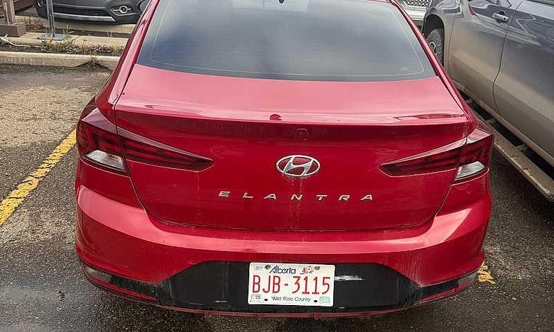 2017 Hyundai Elantra...