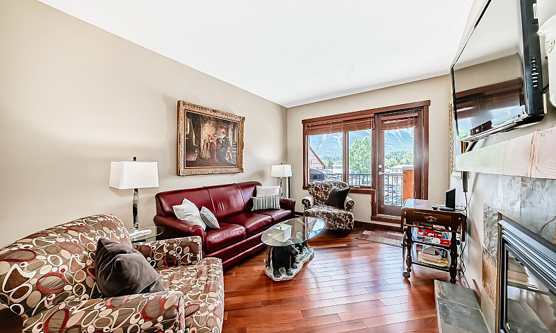 For  Sale: 1002-8Th ...