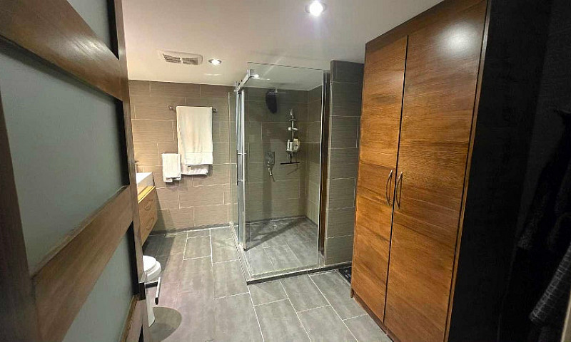 Lower Duplex 4½ / 2-...