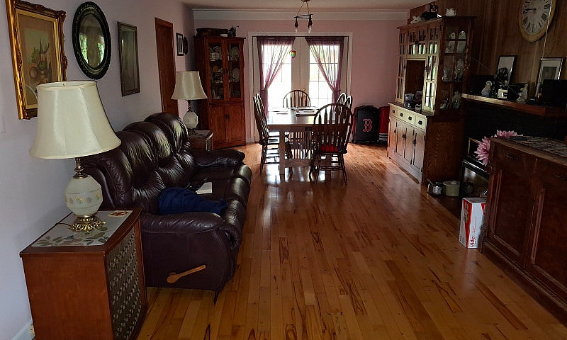 1180 Lincoln , Great...