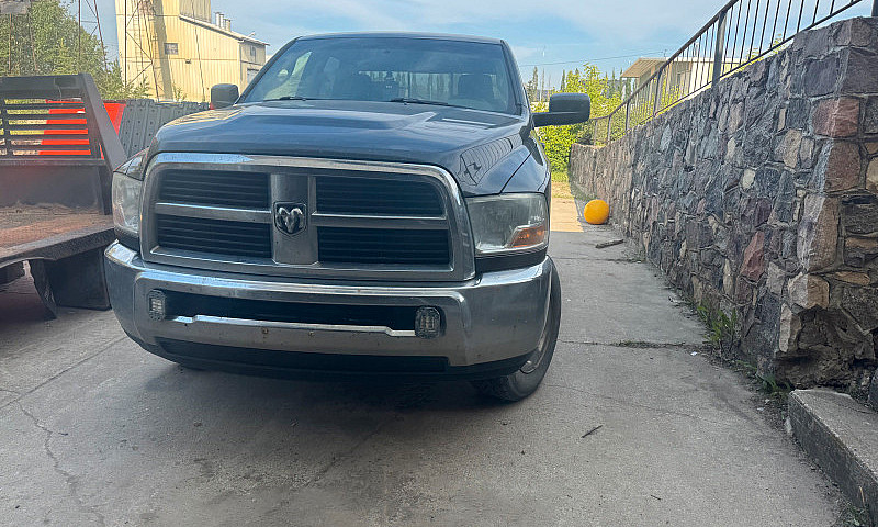 2010 Dodge 2500...
